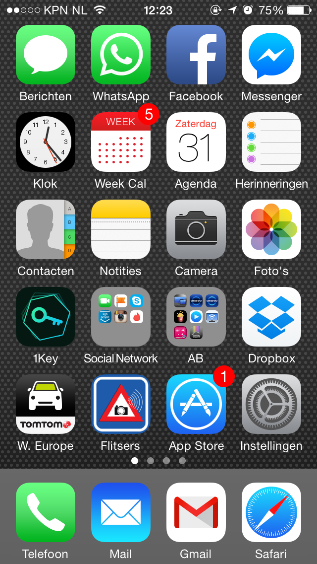Na update iPhone 5 via iTunes blijft App Store icoon een cijfer